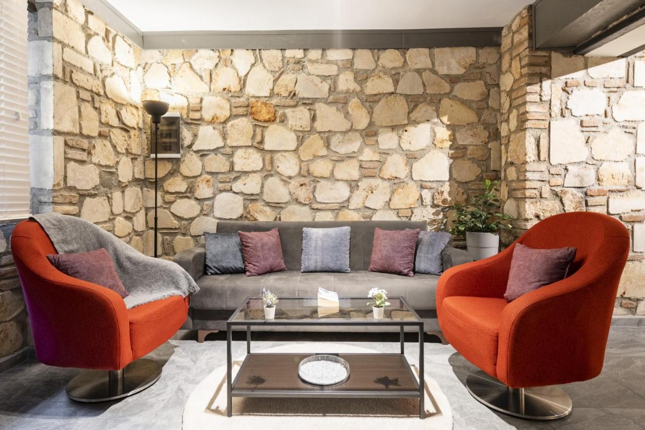 Charming Flat Near Hadrians Gate Antália Exterior foto